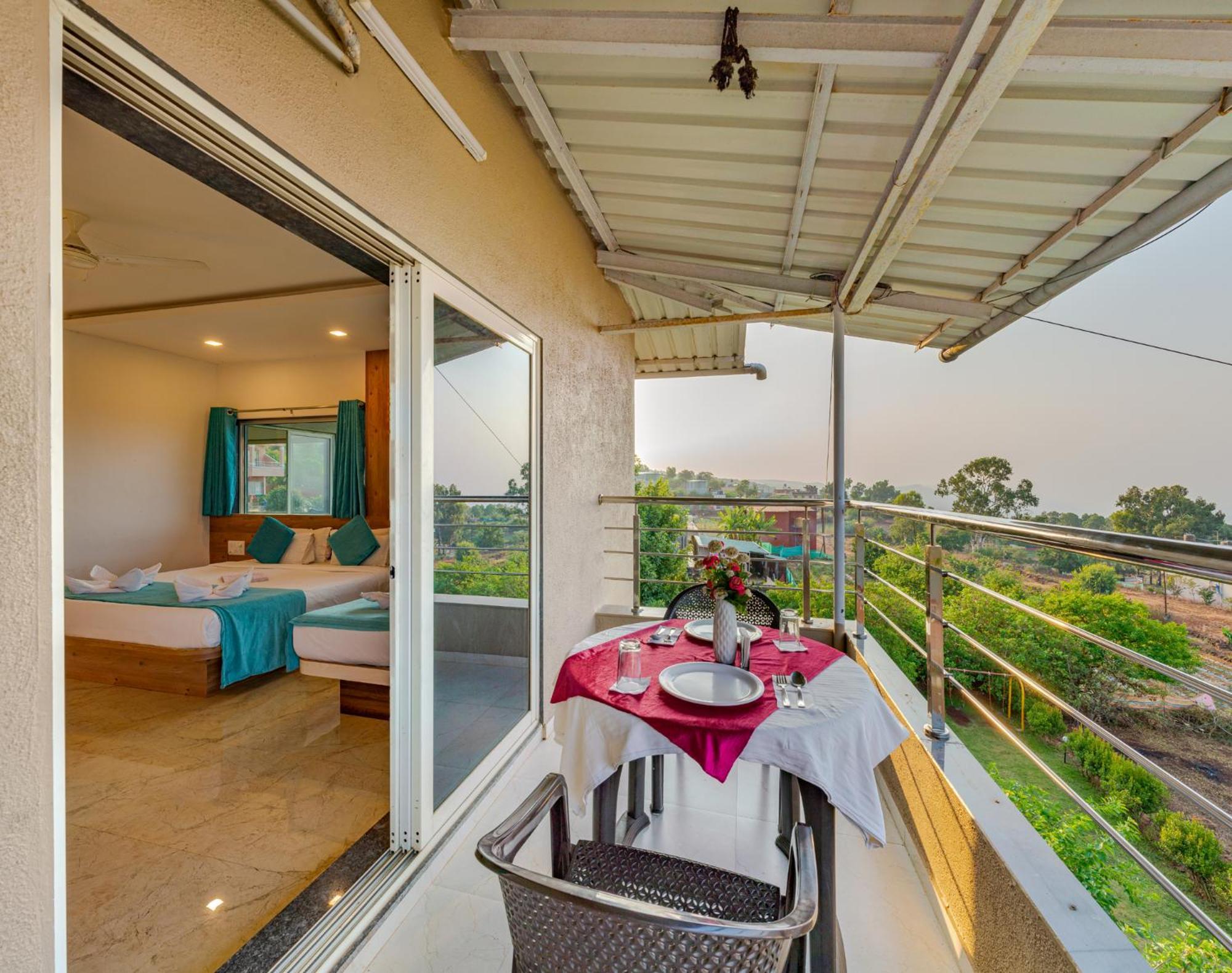 Hotel Mahabaleshwar Fragrance ภายนอก รูปภาพ